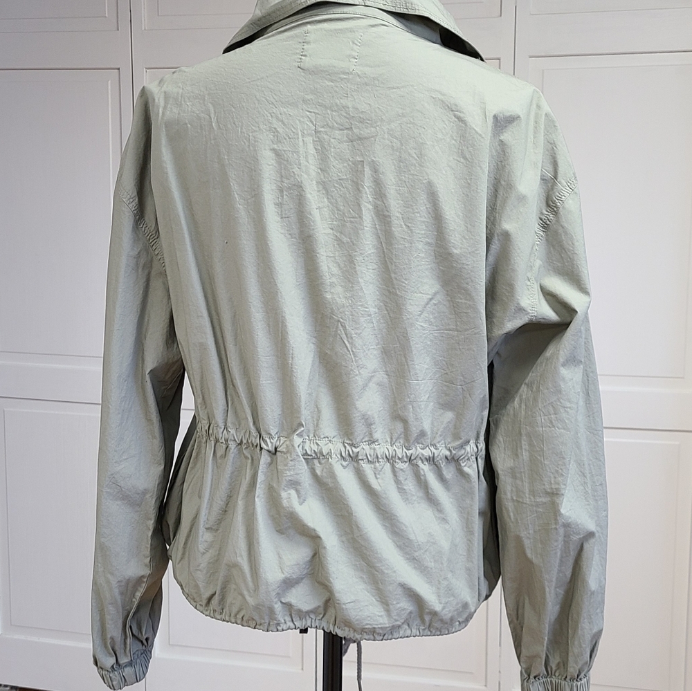 Others Follow women's  medium utility jacket - Picture 4 of 6